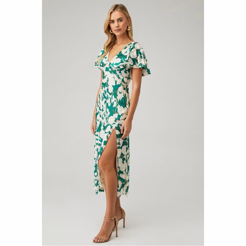 Astr The Label Florecita Floral‎ Cream & Green Dress